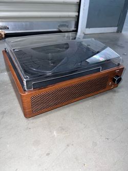 Vintage belt drive record player
