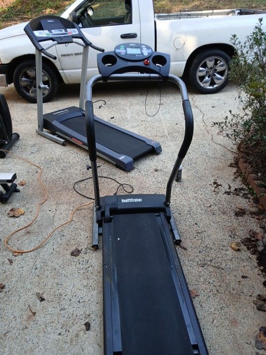 Light Weight Folding Treadmill No Problems Works Great