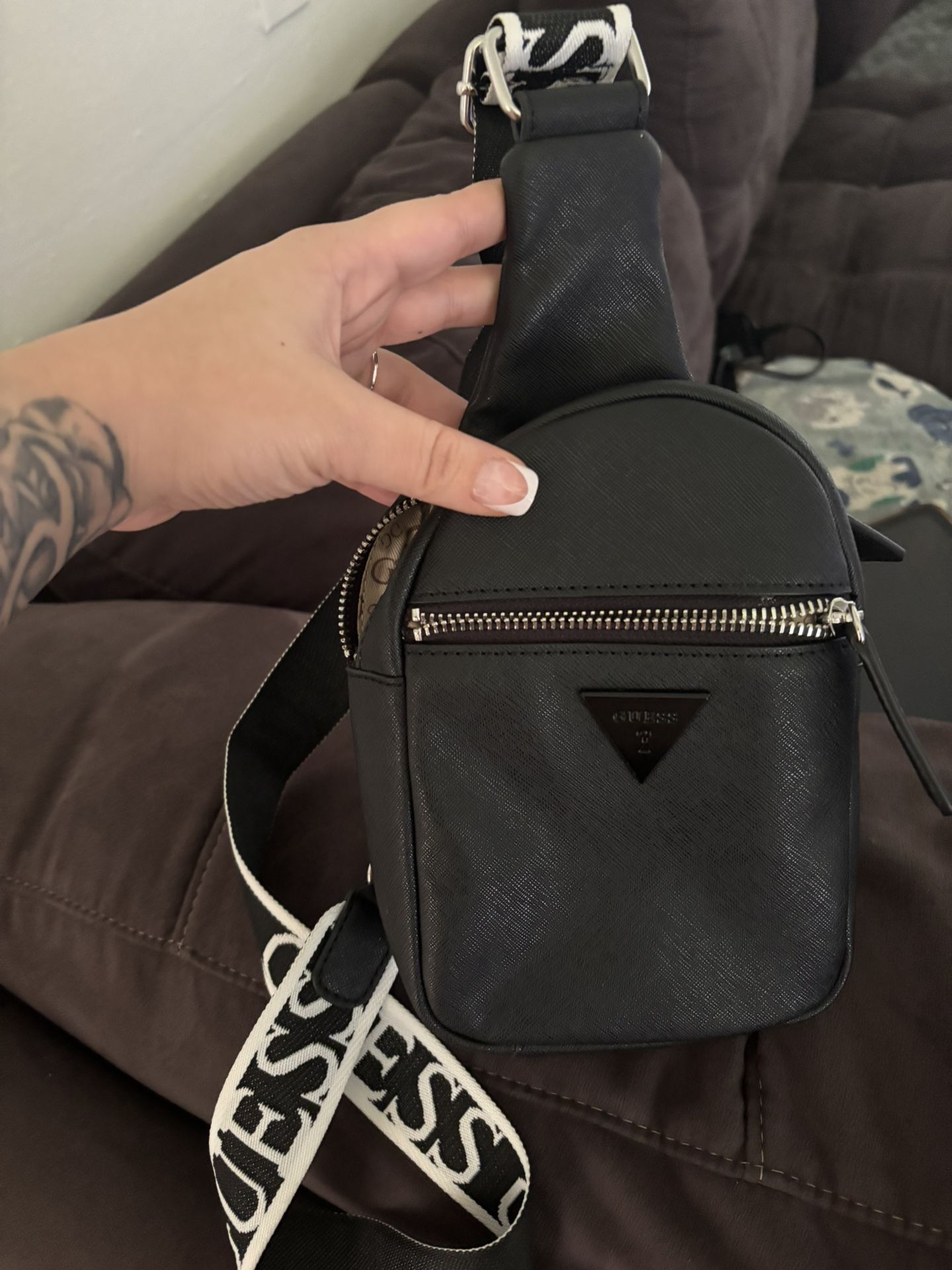 Guess Cross Body Bag