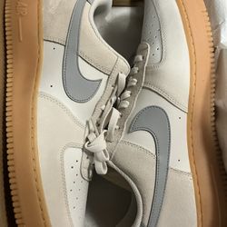Men’s Nike Air Force Ones 