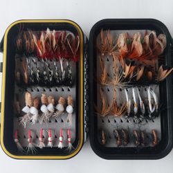 Fly Fishing Tackle Box With Flies Assortment Of 60pcs 