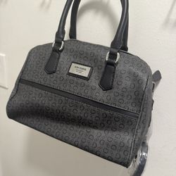 G by Guess Purse ; Gently Used 