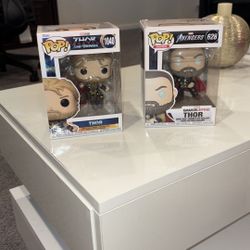 Funko Pop! Thor Duo - Love and Thunder & Avengers