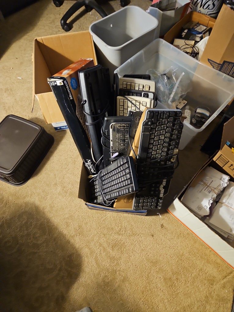 Lotment Of USB Keyboards