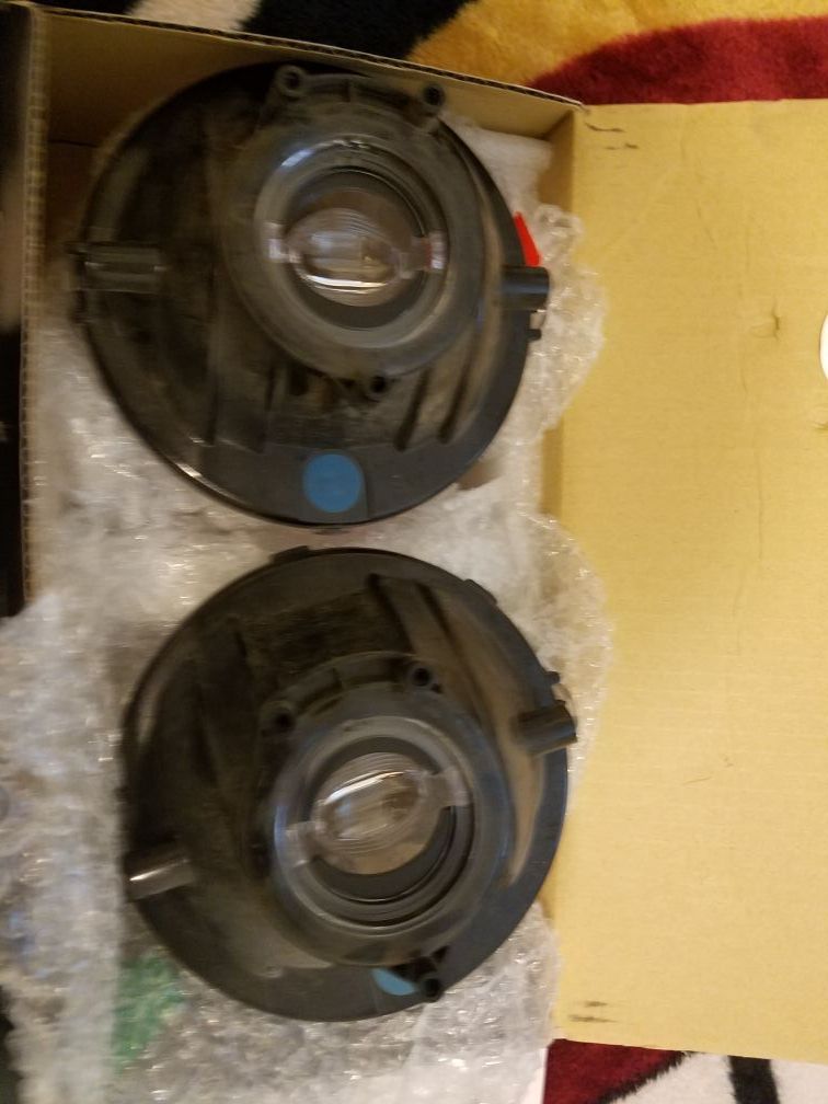 Ford Mustang stock fog lights