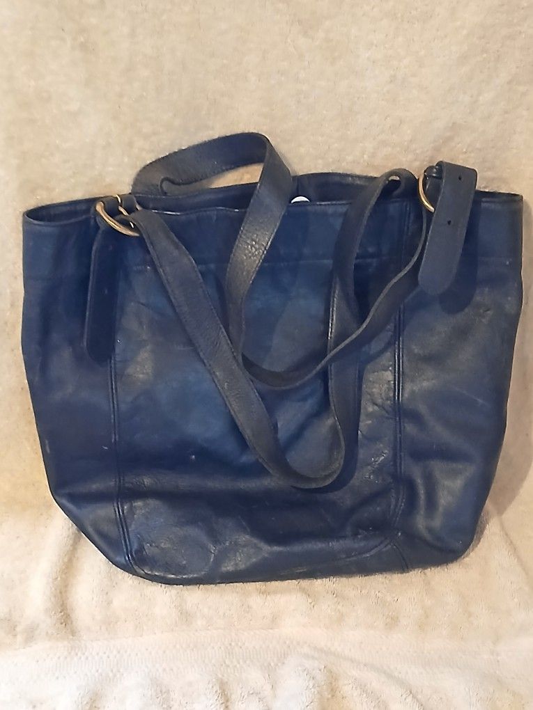 VINTAGE COACH