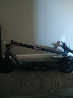 HiBoy S2 Escooter Used - Foldable - Up to 20 MPH - Multi-Hour Long Battery Life