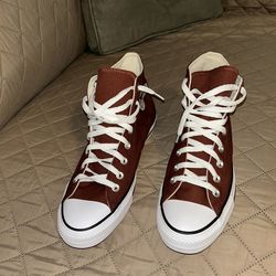 Hightop Converse Brown