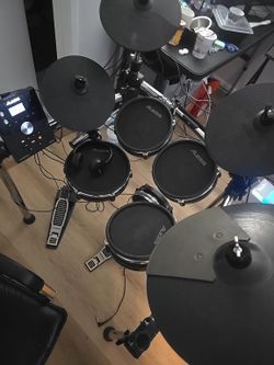 Alesis Command Mesh Electronic Drum Kit
