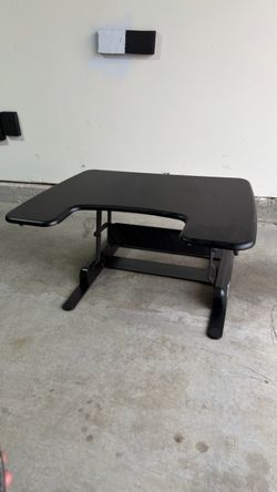 VariDesk ProPlus 30 Standing Desk Converter - Black - Great Condition