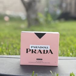 Prada Paradoxe Intense Eau de Parfum – 90 ml (3.0 oz)