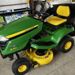 2020 X350 John Deere Riding Mower  w/ 7-bu (247-L) 2-Bag Hopper Assembly 