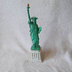 Mini Statue of Liberty Figurine