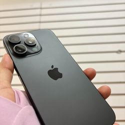 iPhone 15 Pro Max 256g 