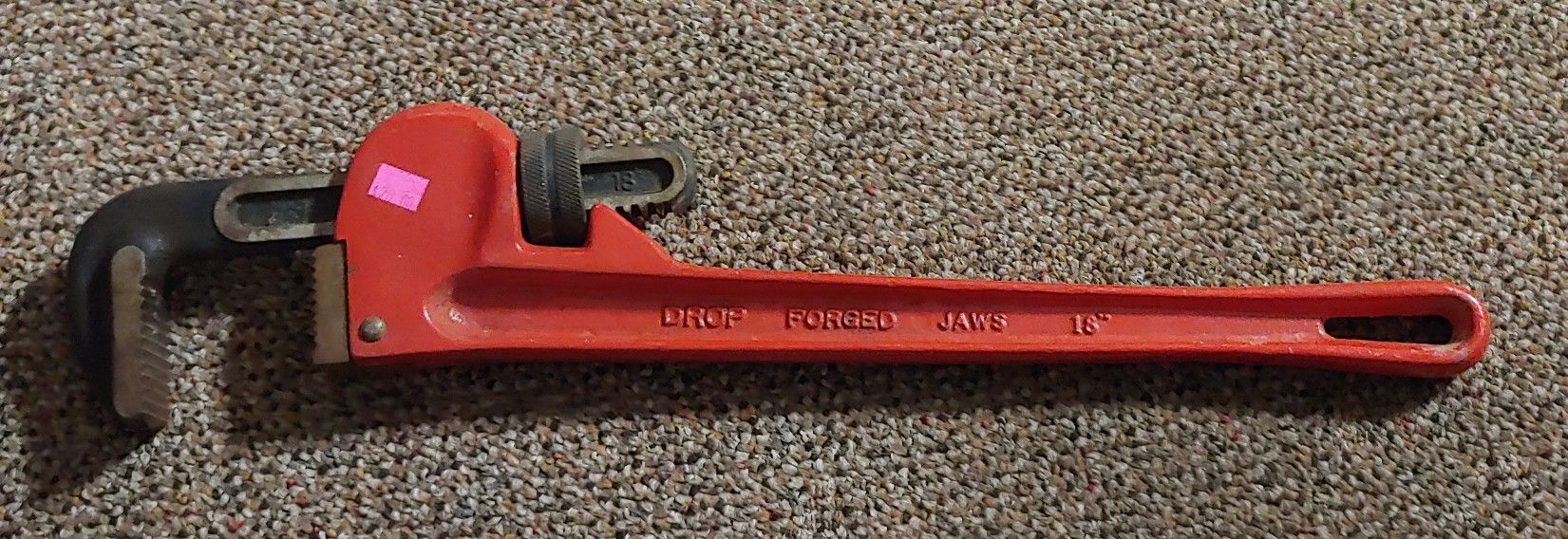 Pipe Wrench Heavy Duty 18"