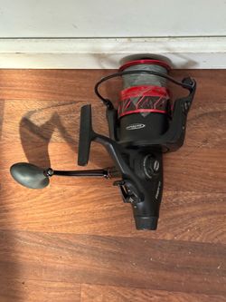 Penn spinning reel w/ Live Liner Drag