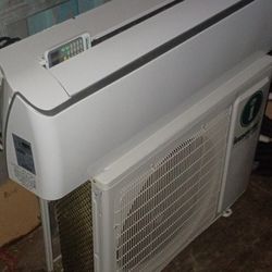 2 Ton Innovair Mini Split (Heat Pump) R-410