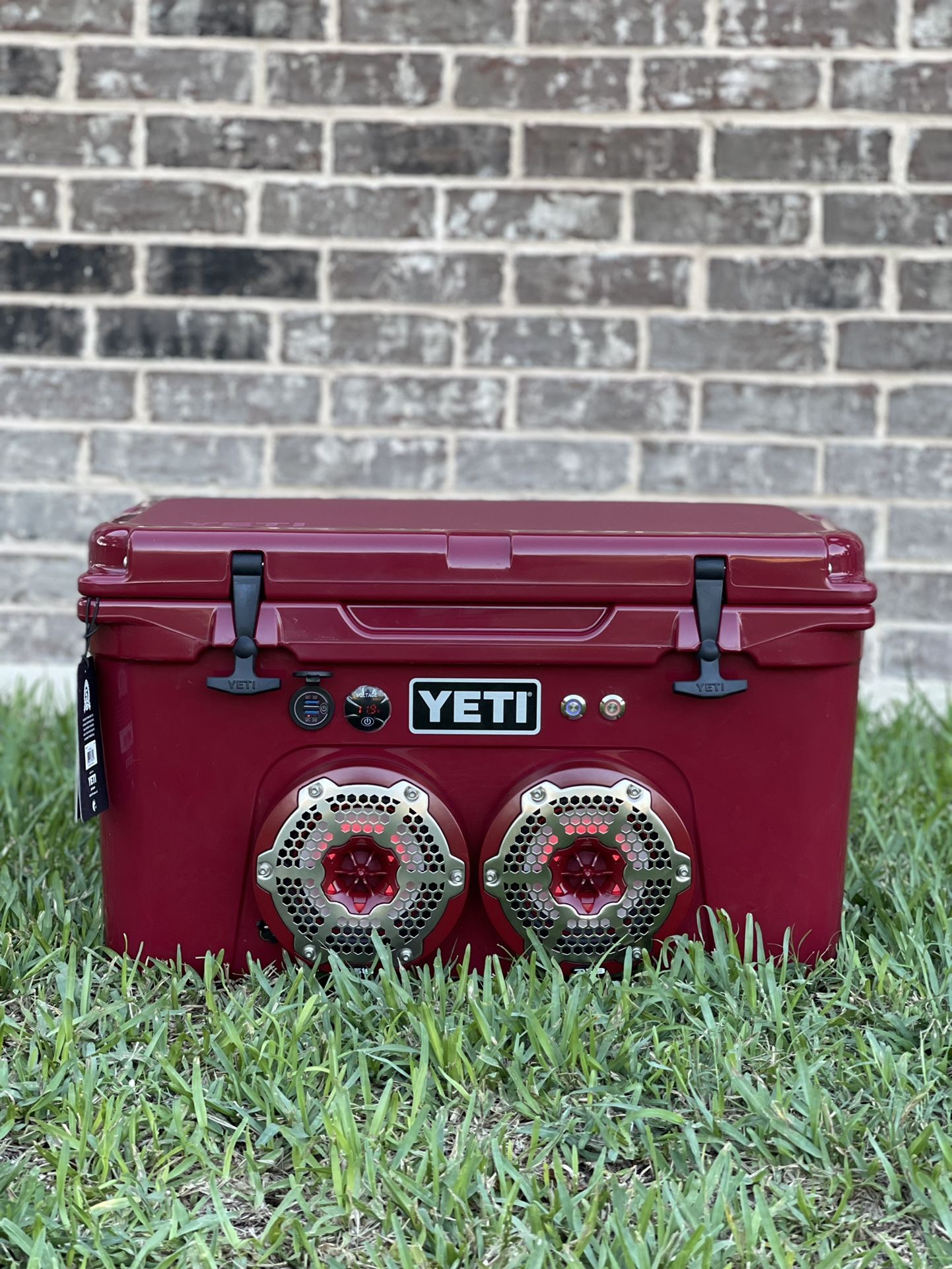 Yeti Cooler  Yeti,Rtic,Magellan 