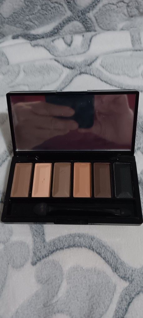 Eyeshadow 12 Color Pallete