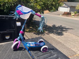 Child Kid Children Disney Frozen Scooter Skateboard Tricycle Trike Like New
