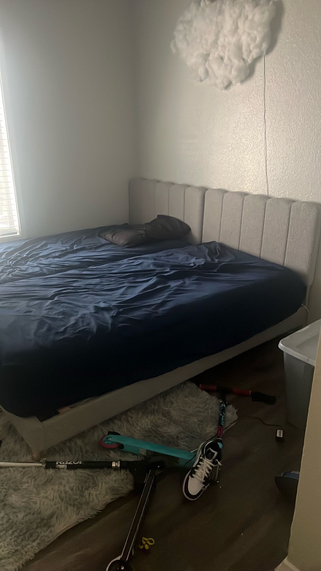 2 Twin XL beds