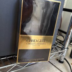 Carolina Herrera Good Girl Supreme Perfume New