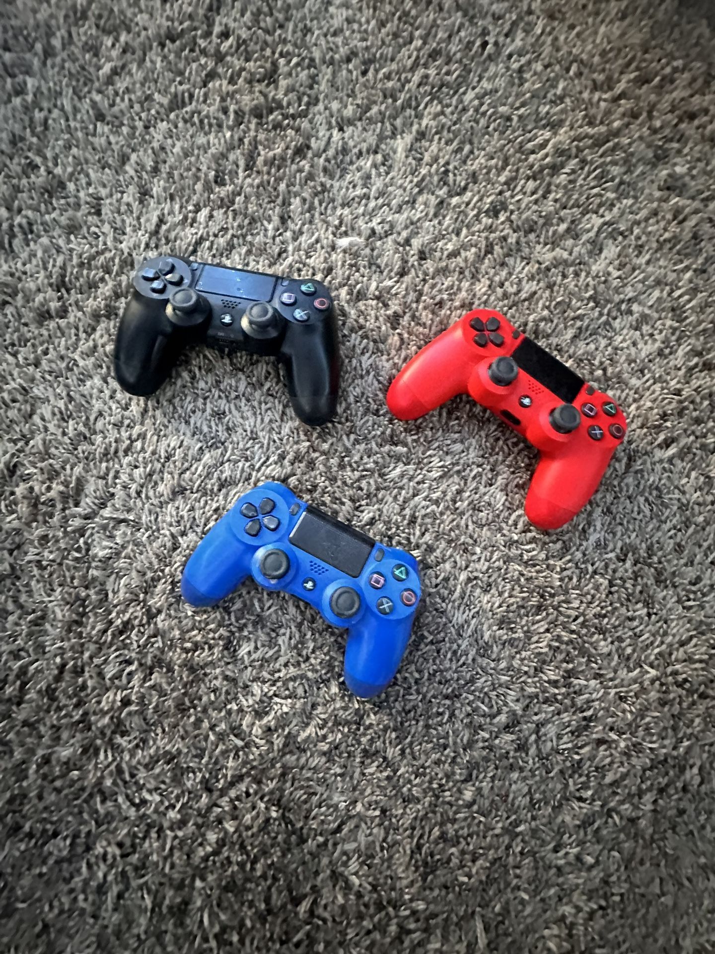 PS4 Controller