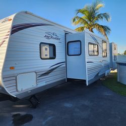Travel trailer(RV)