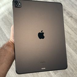 Apple iPad Pro 13-inch (M4) A2925 256 GB, Wi-Fi