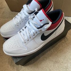 Jordan 1 Low White University Red Black Size 12.5M