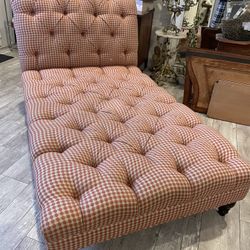 NICE COMFY TUFTED DOUBLE CHAISE LOUNGE