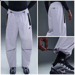 Nike Sportswear Tech Woven Oversized Pants