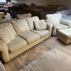 Biege Couch Set “WE DELIVER”