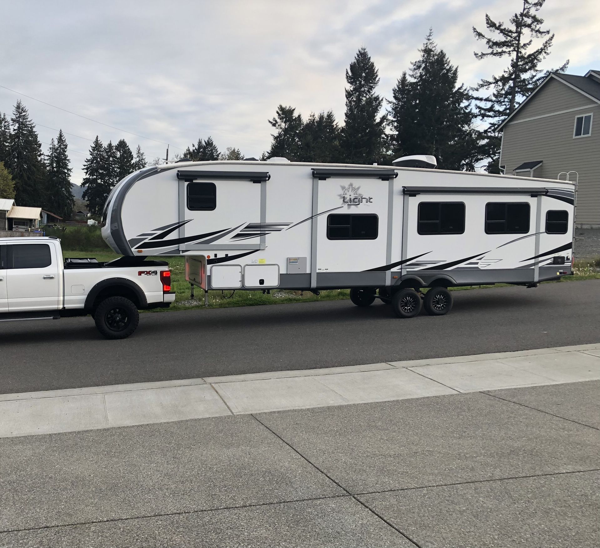 2021 Open Range 335MBH