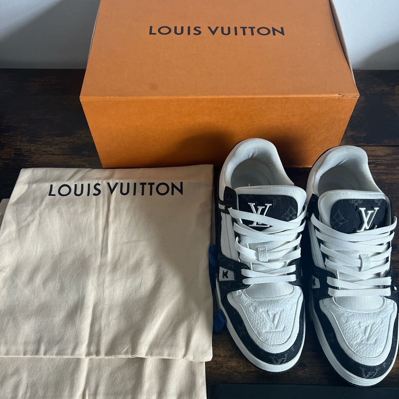 Louis Vuitton LV Trainer Sneaker BLACK. Size 01.5