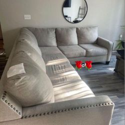 Ashley| Off Gray Small Contemporary Sectional 💥💥💥 Brand New 💯 Special Price ✅