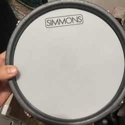 Simmons Tom