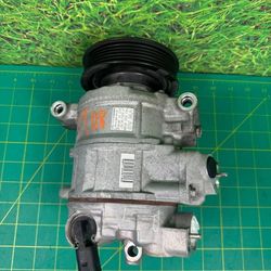 08-15 Audi TT A/C Air Conditioning Compressor Pump Denso  OEM
