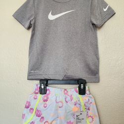 Nike Clothes   Girls  Size 4