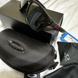 Oakley Holbrook Sunglasses  Unisex