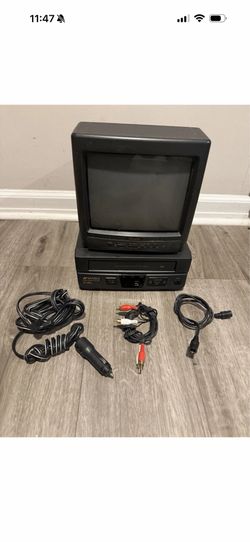 Memorex 9in Portable 12 V DC CRT Color TV TVM0903 / Sansui VCP1503 VHS PLAYER
