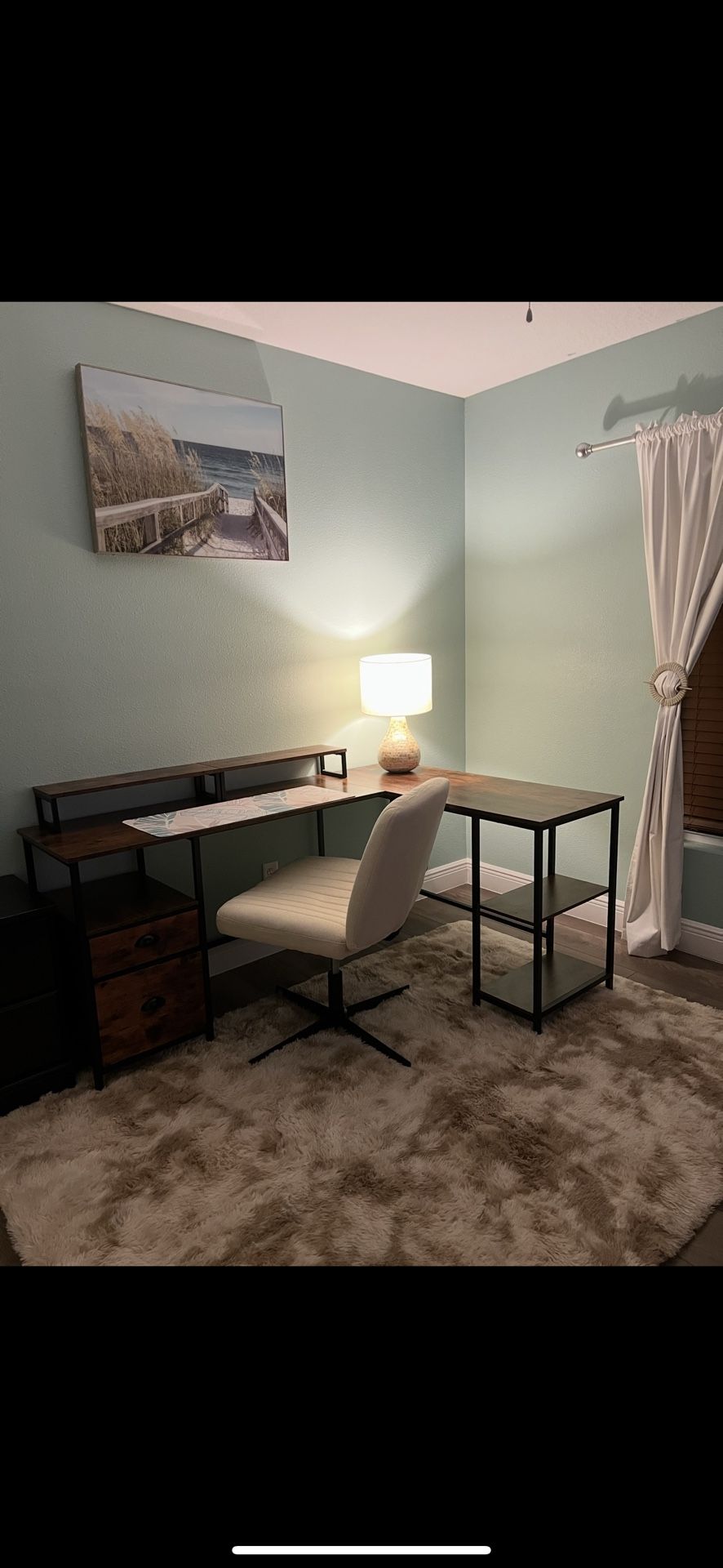 L-shaped Desk With Drawers- Gently Used