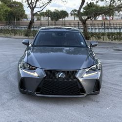 2018 Lexus IS 300