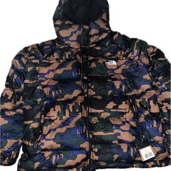 The North Face 2XL Men’s Black Dazzle Camo Jacket