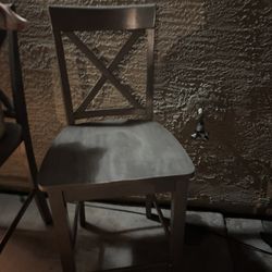 Chairs (4) 