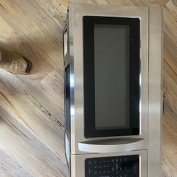 LG Microwave 