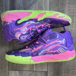 La Melo “toxic” purple and green PUMA basketball shoes