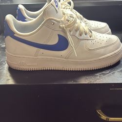 Air Force 1 low 07’ White Hyper Royal
