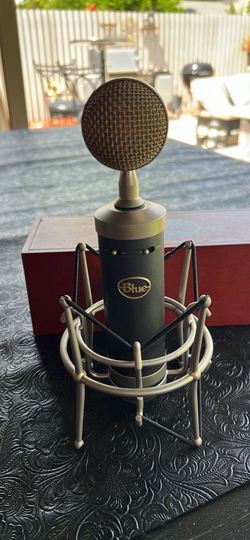 Blue Baby Bottle Microphone