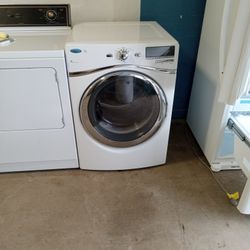 Beautiful Whirlpool Duet Dryer Comes With A Complete 90 Day Warranty Free Delivery Vancouver Area